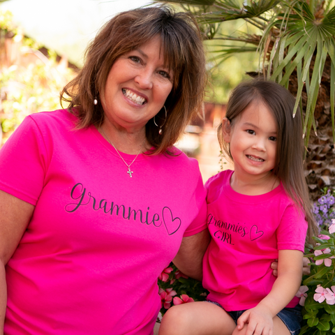 Grammie (Heart) T-shirt